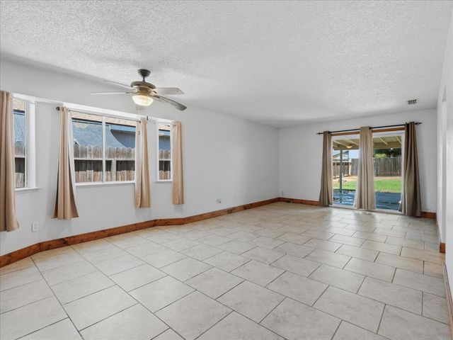 4036 N Cornelia Avenue, Fresno, CA 93722