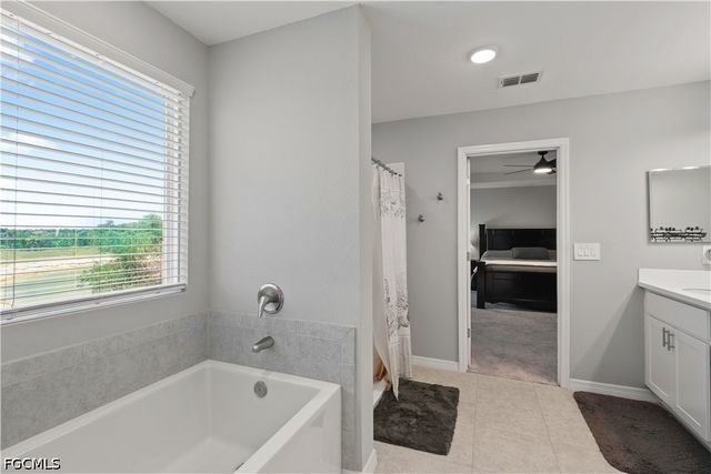 8944 Cascade Price CIR, North Fort Myers, FL 33917