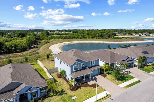 8944 Cascade Price CIR, North Fort Myers, FL 33917