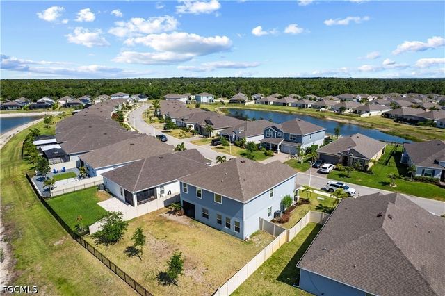8944 Cascade Price CIR, North Fort Myers, FL 33917