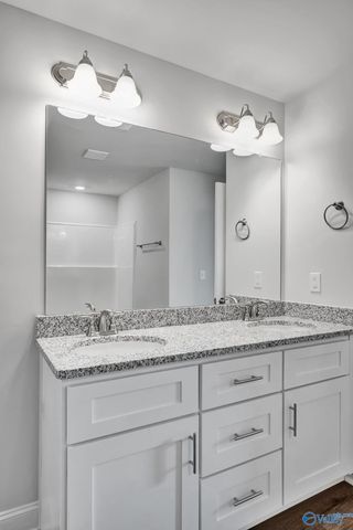 111 Ridgeland Trail, Huntsville, AL 35810