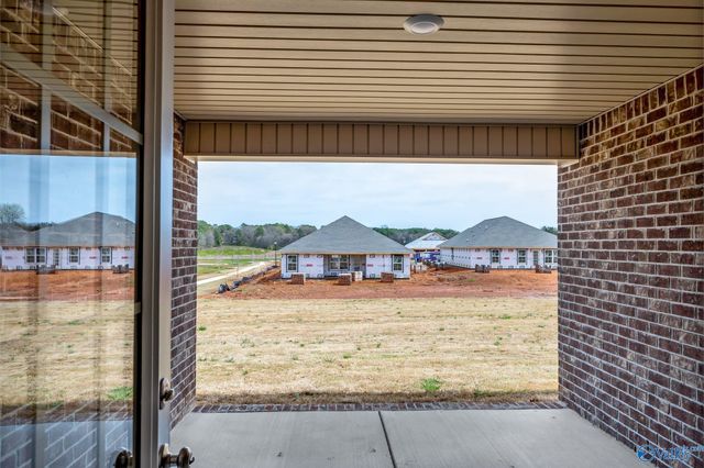 111 Ridgeland Trail, Huntsville, AL 35810