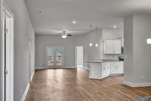 111 Ridgeland Trail, Huntsville, AL 35810