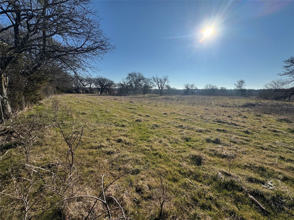 10724 E FM 916, Grandview, TX 76050