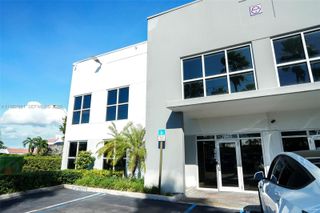 7865 NW 46th St 8, Doral, FL 33166