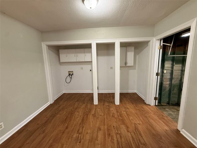 1211 17th Avenue N, Texas City, TX 77590