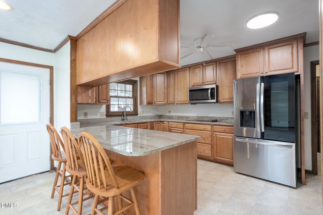 825 Whispering Wind Road, Burlington, NC 27217