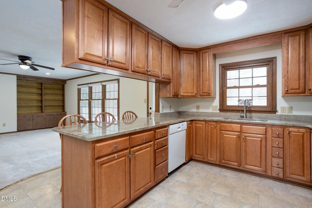 825 Whispering Wind Road, Burlington, NC 27217