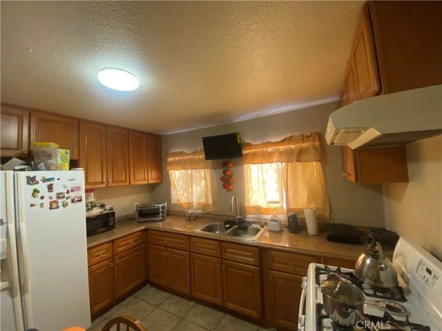 12065 Aztec Lane, Adelanto, CA 92301