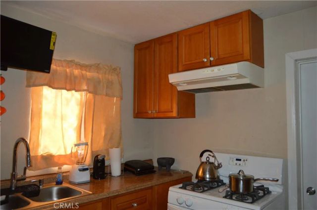 12065 Aztec Lane, Adelanto, CA 92301