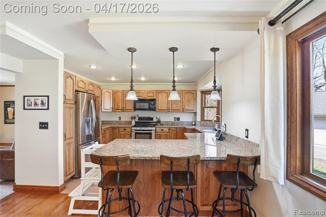 4201 Berryhill Court, Waterford, MI 48329