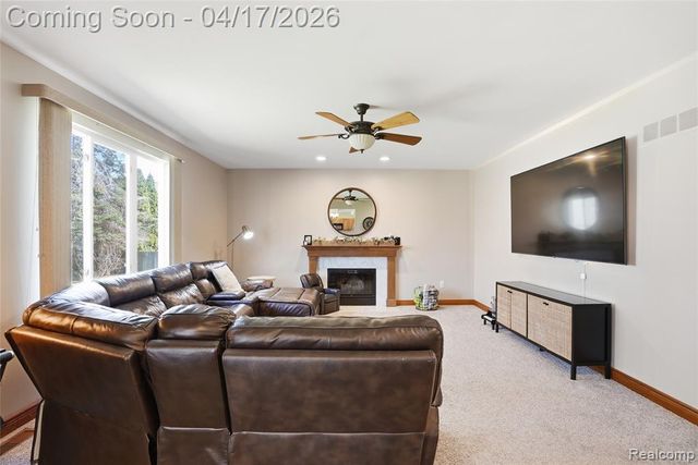 4201 Berryhill Court, Waterford, MI 48329