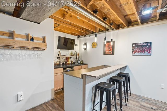 4201 Berryhill Court, Waterford, MI 48329