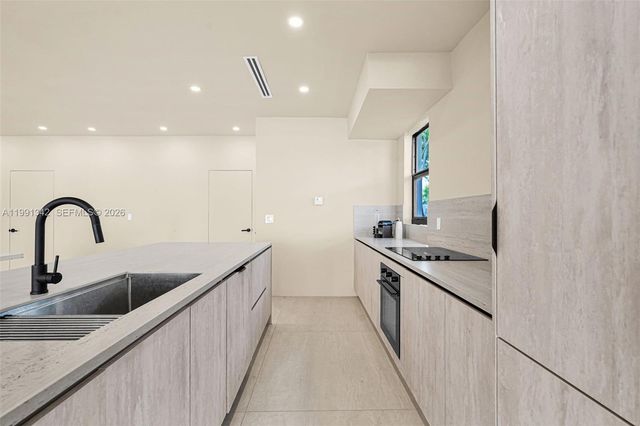 4721 NW 6th Ave, Miami, FL 33127