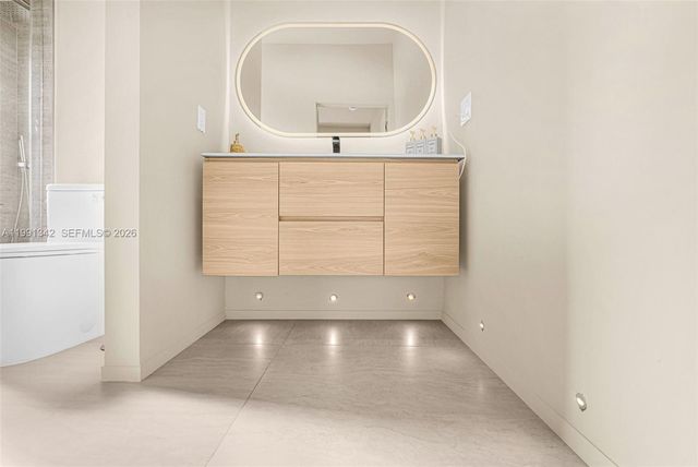 4721 NW 6th Ave, Miami, FL 33127