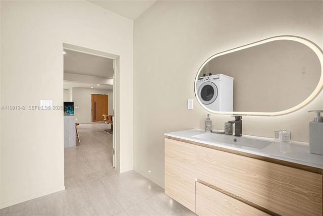 4721 NW 6th Ave, Miami, FL 33127