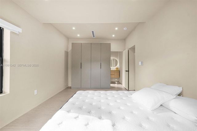 4721 NW 6th Ave, Miami, FL 33127