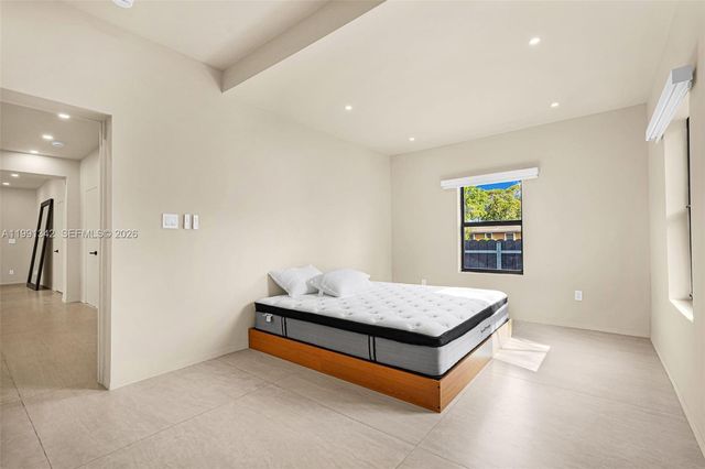 4721 NW 6th Ave, Miami, FL 33127