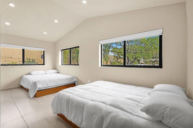 4721 NW 6th Ave, Miami, FL 33127