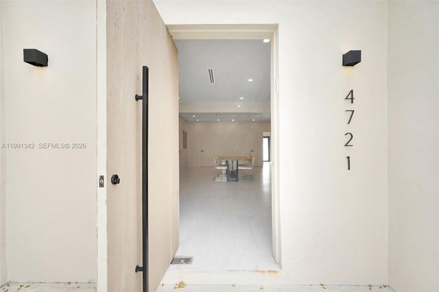 4721 NW 6th Ave, Miami, FL 33127