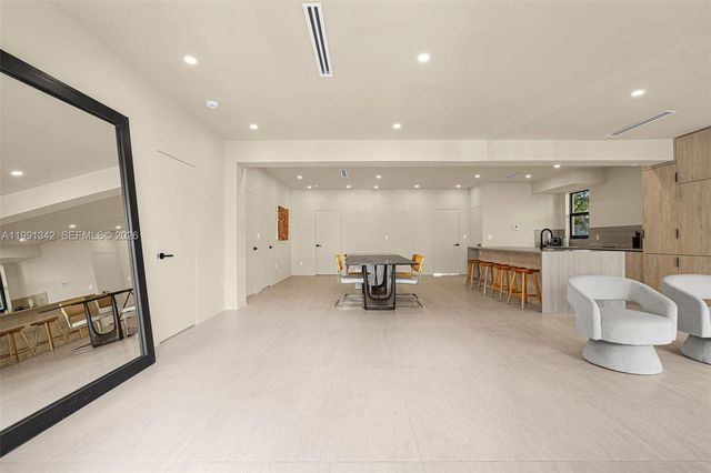 4721 NW 6th Ave, Miami, FL 33127