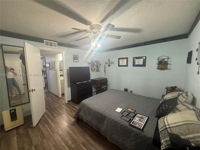 9081 Sunrise Lakes Boulevard 108, Sunrise, FL 33322