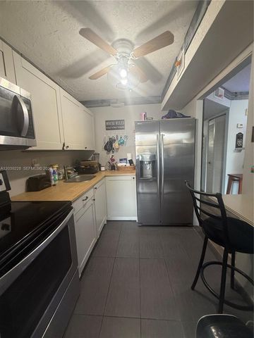9081 Sunrise Lakes Boulevard 108, Sunrise, FL 33322