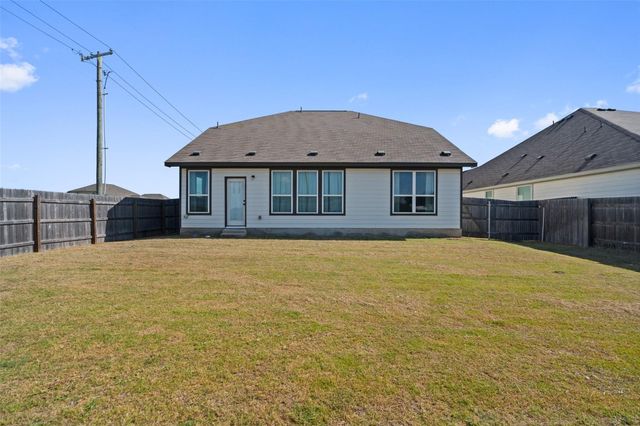 100 Panico RD, Hutto, TX 78634