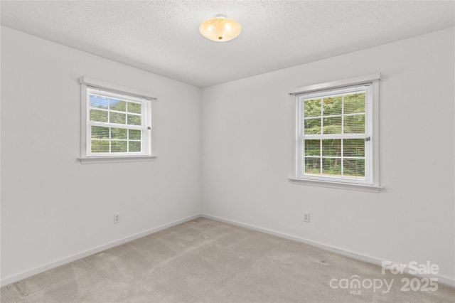 115 Three Oaks Lane, Statesville, NC 28677