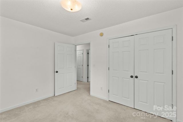 115 Three Oaks Lane, Statesville, NC 28677