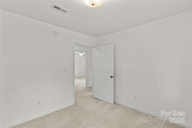 115 Three Oaks Lane, Statesville, NC 28677