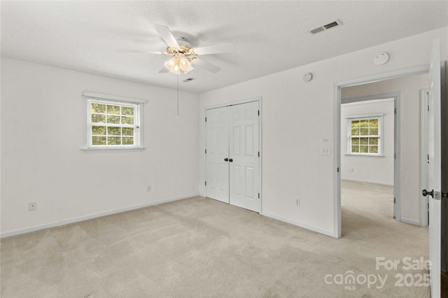 115 Three Oaks Lane, Statesville, NC 28677