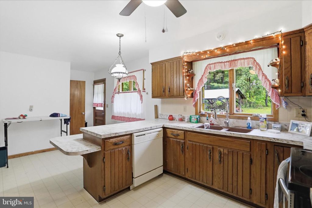 Image 18 of property listing at 10233 PARKERSBURG RD, Eckhart Mines, MD 21528