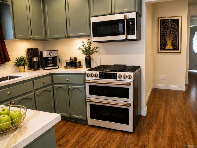 1210 Glen Avenue, Pasadena, CA 91103
