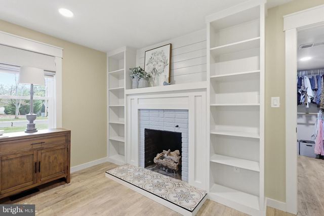 9001 PEABODY ST, Manassas, VA 20110