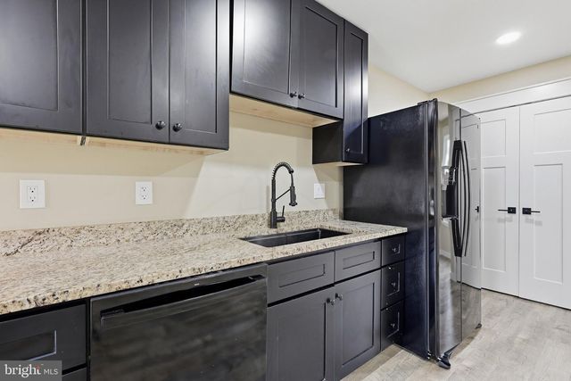 9001 PEABODY ST, Manassas, VA 20110
