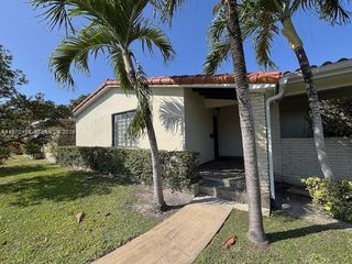 3400 S Le Jeune Rd 3404, Coral Gables, FL 33134