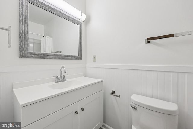 13 HOWARD CIR, Fredericksburg, VA 22405