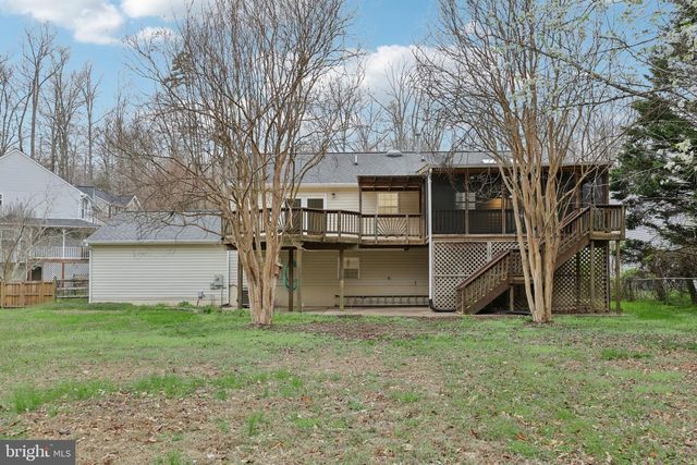 13 HOWARD CIR, Fredericksburg, VA 22405