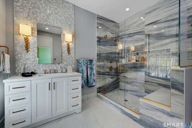 108 Husted Lane, Greenwich, CT 06830