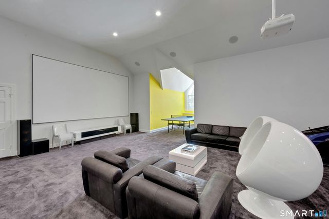 108 Husted Lane, Greenwich, CT 06830