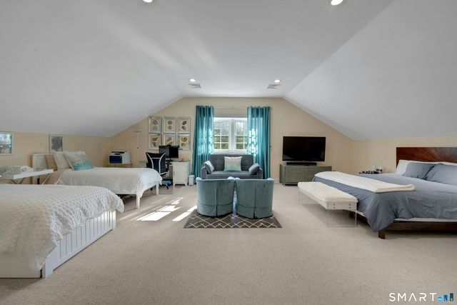 108 Husted Lane, Greenwich, CT 06830