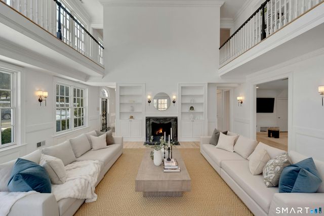 108 Husted Lane, Greenwich, CT 06830