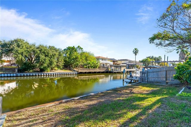 3117 Laguna Shores, Corpus Christi, TX 78418