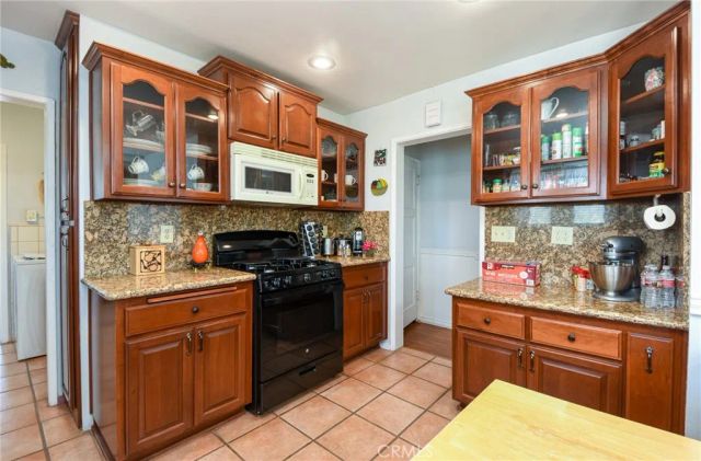 801 Maryess Drive, San Bernardino, CA 92410