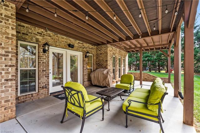 1648 Olde Ridge Road, Pfafftown, NC 27040