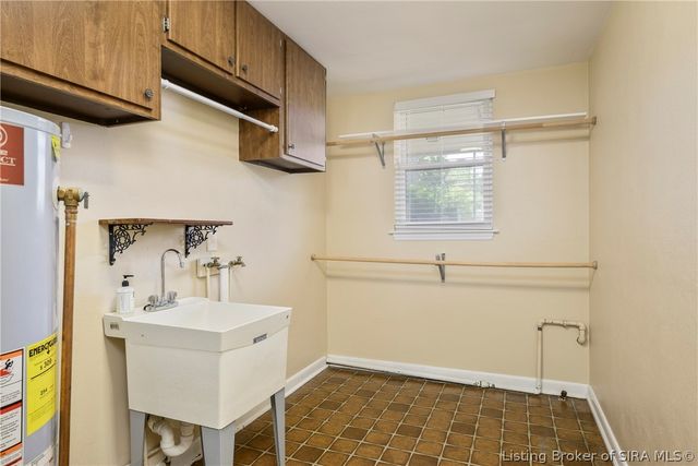 2316 Coyle Drive, New Albany, IN 47150