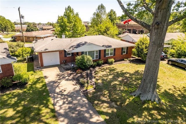 2316 Coyle Drive, New Albany, IN 47150