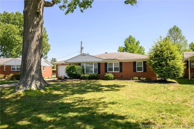 2316 Coyle Drive, New Albany, IN 47150