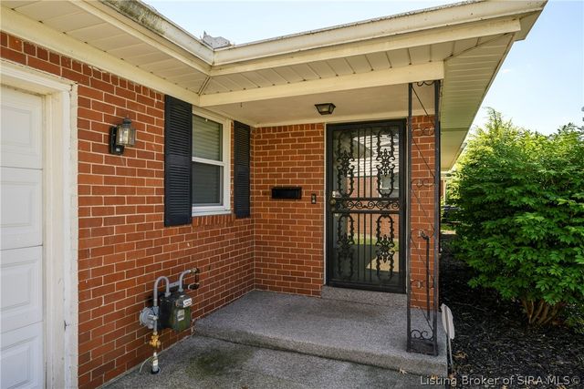 2316 Coyle Drive, New Albany, IN 47150